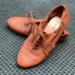 Tan Oxford Loafer
